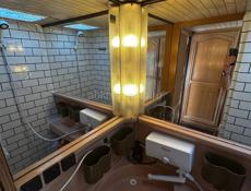 Двухкомнатный автором с кухней и санузлом