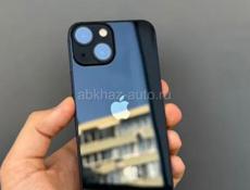 iPhone 13 mini 128 Гб  Батарея 83%