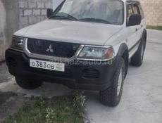 Mitsubishi Montero