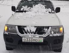 Mitsubishi Montero