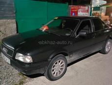 Audi 80