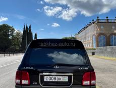 Lexus LX