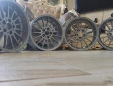 Диски на Бмв 32 стиль разно широкие R18 в хорошем состоянии без сварок покрашены