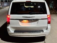 Chrysler Town & Country