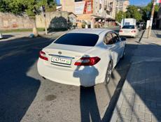 Nissan fuga