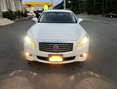 Nissan fuga