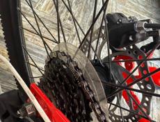 Велосипед ! 1. 🚴‍♂️ Красный MTB-зверь | Shimano, Maxxis, бонусы 🔥