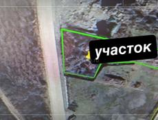УЧАСТОК ГАЛ РЯДОМ С КПП ИНГУР С ВЕТХИМ СТРОЕНИЕМ 