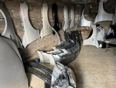 Toyota mark X радиаторы, капоты, бампера, фары, задний фонарь, лобовое стекло, вентилятор и много других запчастей в наличии и под заказ