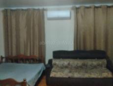 Комнату 40кв.с отдельным входом.