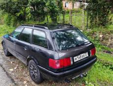 Audi 80