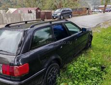 Audi 80