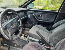 Audi 80