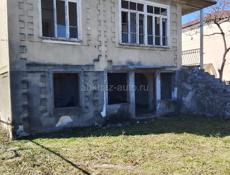 Продается земельный участок с домом