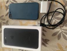 Телефон Айфон 7 плюс 32 Гб с коробкой, чеком, чехлами, , кубиком и шнуром