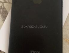 Телефон Айфон 7 плюс 32 Гб с коробкой, чеком, чехлами, , кубиком и шнуром