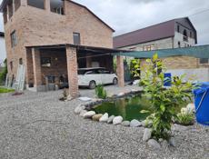 Новый дом 2 эт. в центре