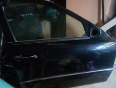 Двери мерседес 211 правые перед зад