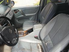 Mercedes-Benz ML