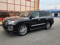 Lexus LX