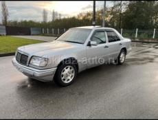 Mercedes-Benz 124