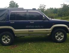 Isuzu Trooper