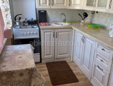 Сдается 1 комнатная квартира в центре, ул. Абазинская, к морю, 30 тыс.в месяц