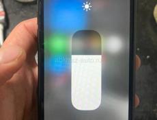 Телефон IPhone XR 