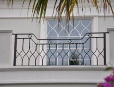 Производим сварочные работы любой сложности , изготовление и установка решёток окон,балконов. Изготовление и монтаж навесов,ворот.