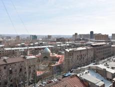 В самом центре Еревана посуточно сдаётся двухкомнатная квартира.