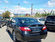 Nissan fuga