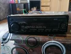 Продам машини магнетафон  цена 1000