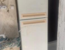 Холодильник  двух камерный