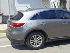 Infiniti FX