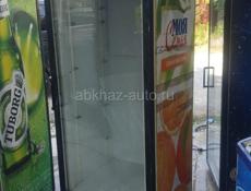 Витринный холодильник 