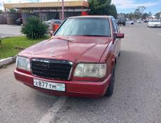 Mercedes-Benz 124