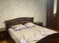 Сдаются трехкомнатная квартира в центре Нового Афона