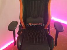 Продам игровое кресло cougar