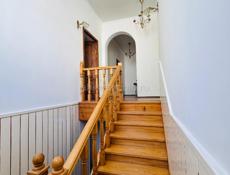 Продаётся частный дом с готовым бизнесом в живописной Абхазии, район Синоп — всего в 700 метрах от моря.