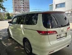 Honda Еlysion