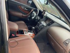 Infiniti FX