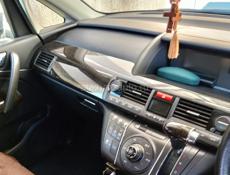 Honda Еlysion