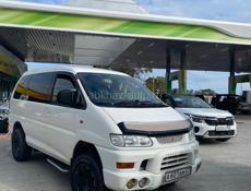 Mitsubishi Diamante