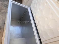 Морозильный ларь Haier HCE379R
