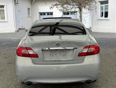 Nissan fuga