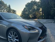 Lexus RS