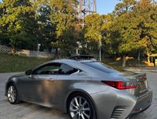 Lexus RS