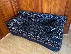 Диван почти новый 