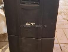 Источник бесперебойного питания APC Smart-UPS SMT3000IC 2700Вт 3000ВА