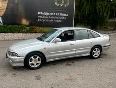 Mitsubishi Galant
